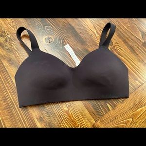NWT Lululemon Hold True Bra